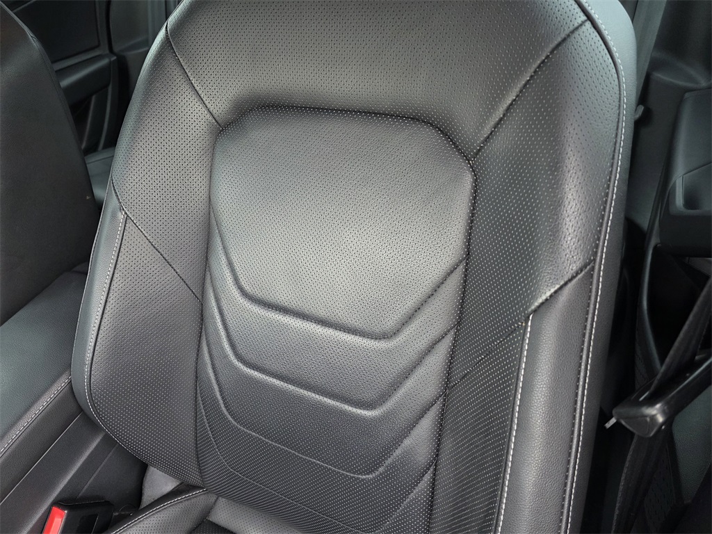 2019 Volkswagen Jetta SEL Premium White at Mac Haik CDJR North Houston