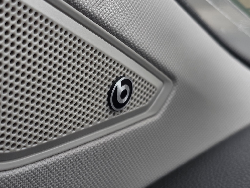 2019 Volkswagen Jetta SEL Premium White at Mac Haik CDJR North Houston