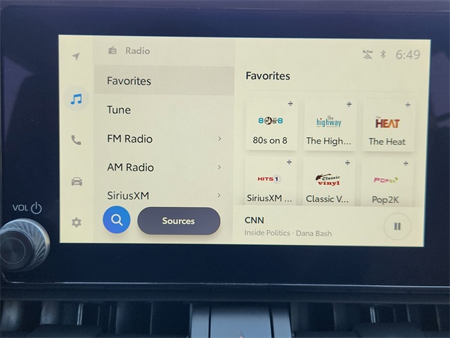 2025 Toyota RAV4 XLE - 11