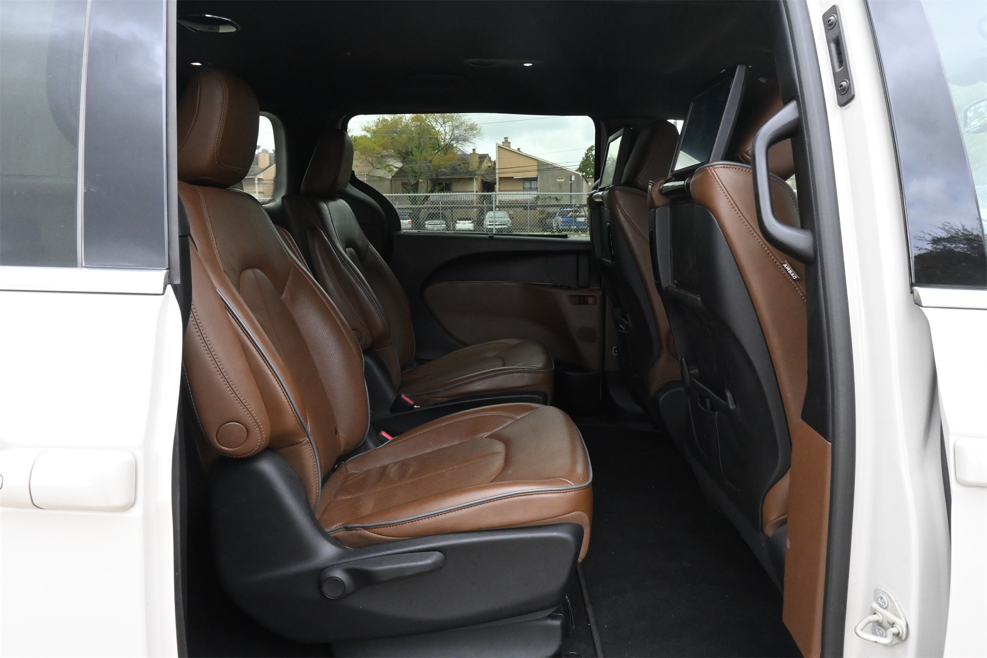 2021 Chrysler Pacifica Hybrid Limited White at Shottenkirk Kia Fort Bend