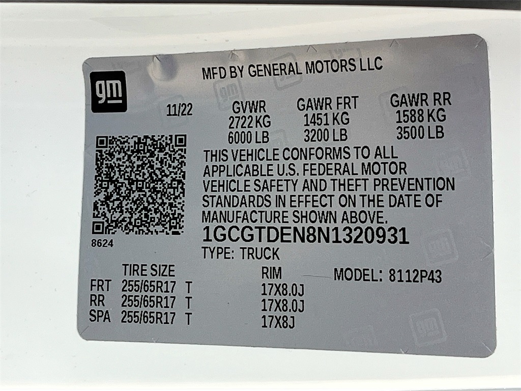 2022 Chevrolet Colorado Z71 White at Legacy Ford