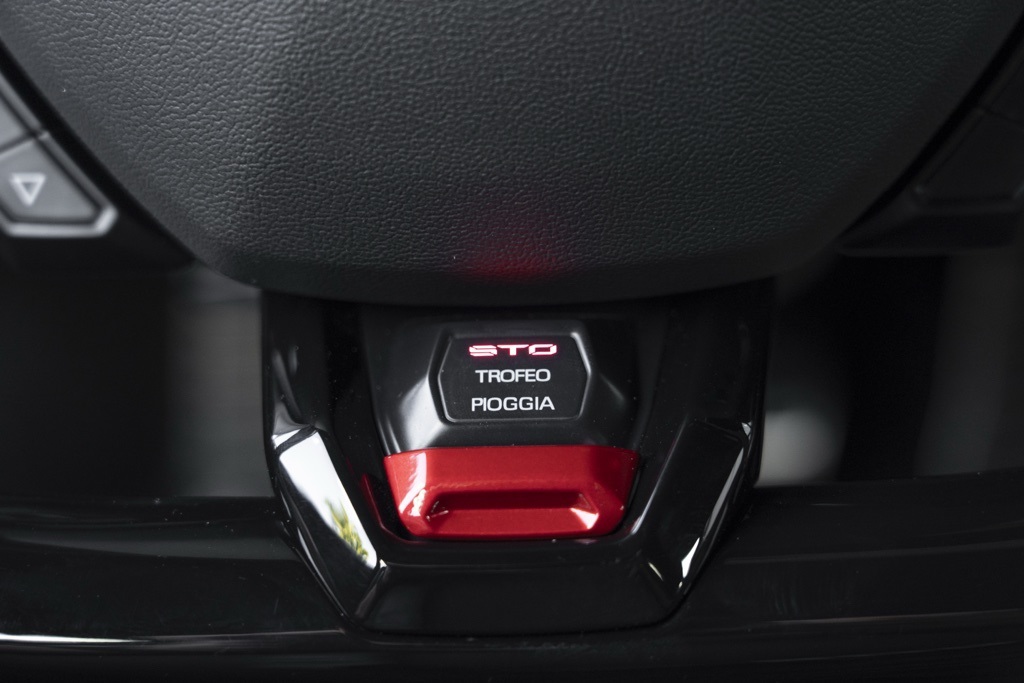 2022 Lamborghini Huracan STO Base - Photo 27