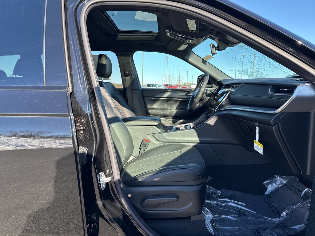 2025 Jeep Grand Cherokee L