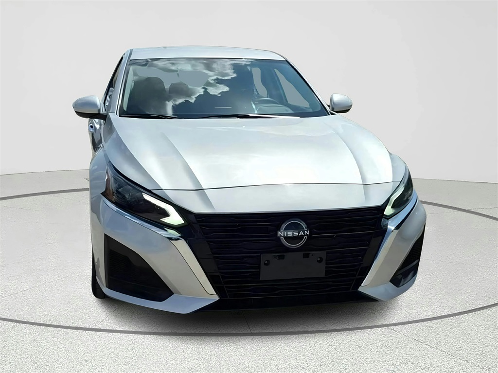 2023 Nissan Altima 2.5 SV Silver at Cook Ford