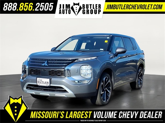 2024 Mitsubishi Outlander SE's photo