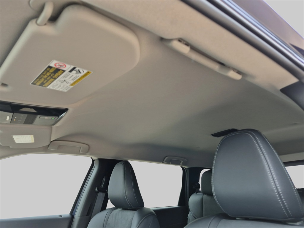 2025 Mitsubishi Outlander SE - 10