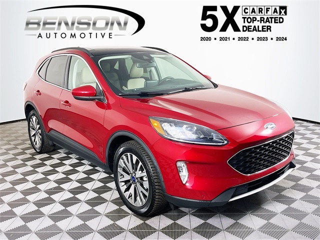 2022 Ford Escape Titanium AWD