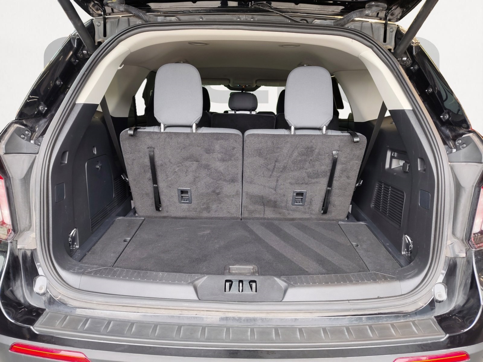 Used Car 2025 Ford Explorer  Active For Sale Under $35,000 In San Antonio, Texas