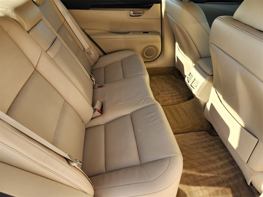 2013 Lexus ES 350  at Monument Chevrolet