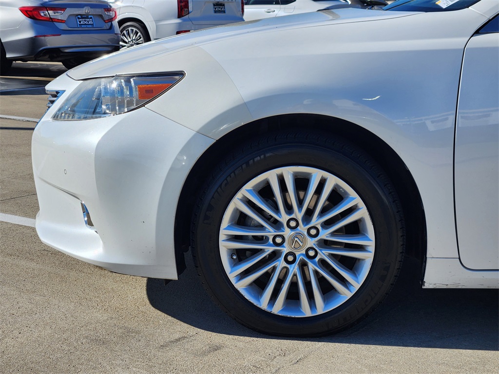 2013 Lexus ES 350  at Monument Chevrolet