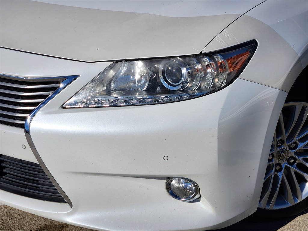 2013 Lexus ES 350  at Monument Chevrolet