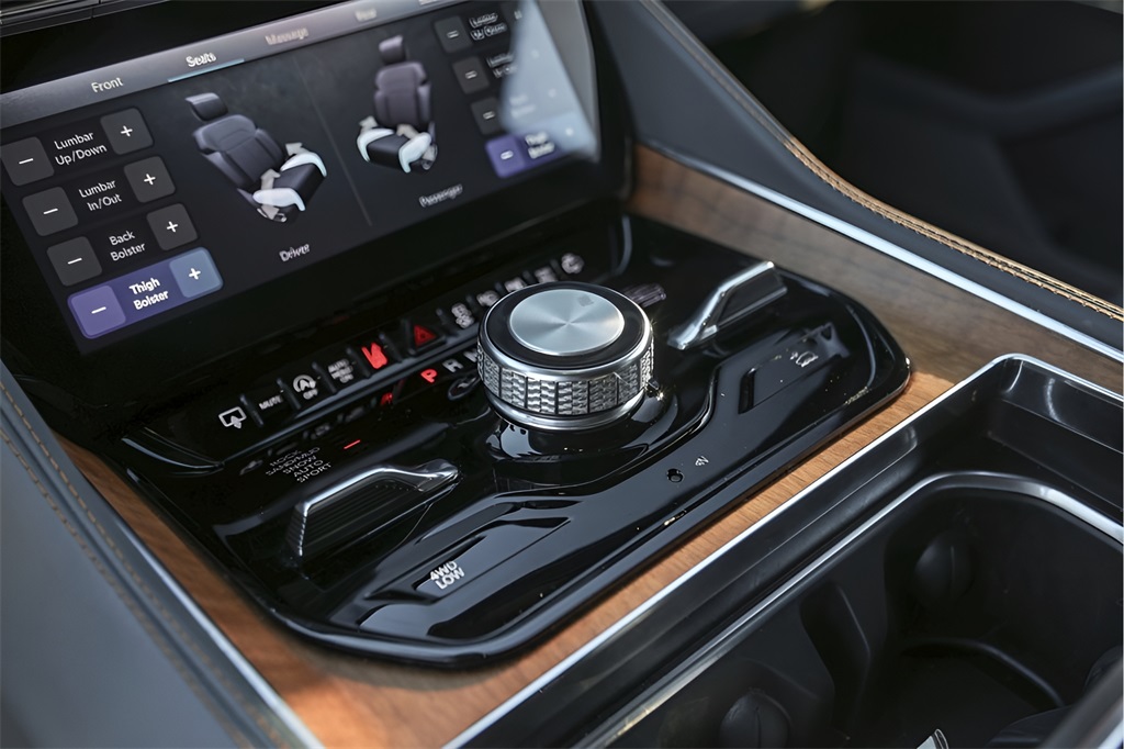 Used Car 2024 Jeep Grand Wagoneer  Series Iii For Sale Under $80,000 In Austin, Texas