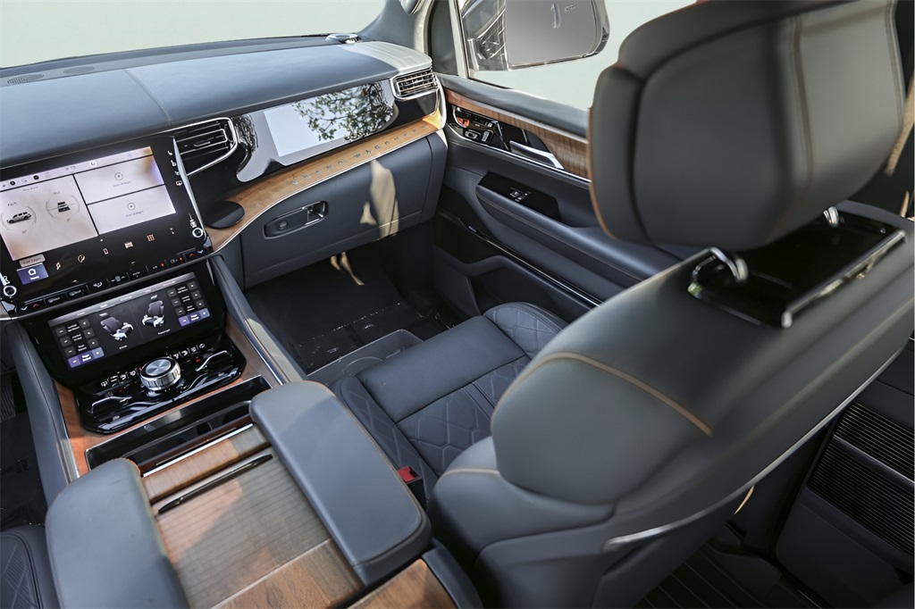 Used Car 2024 Jeep Grand Wagoneer  Series Iii For Sale Under $80,000 In Austin, Texas