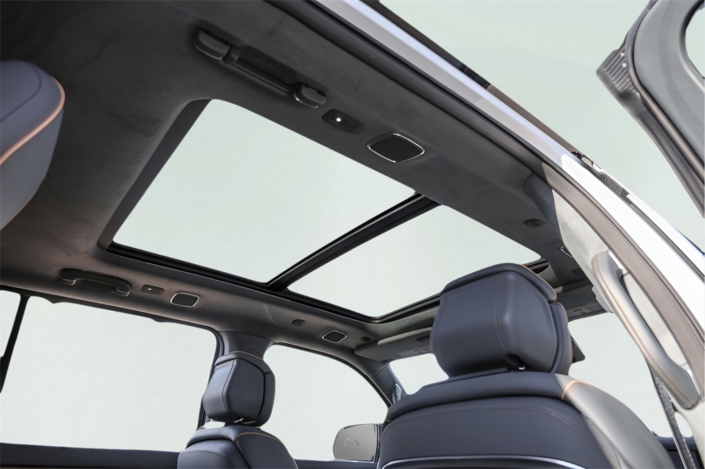 Used Car 2024 Jeep Grand Wagoneer  Series Iii For Sale Under $80,000 In Austin, Texas