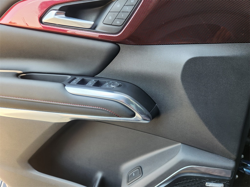 2024 Chevrolet Traverse RS Blue at Joe Myers Mazda Kia