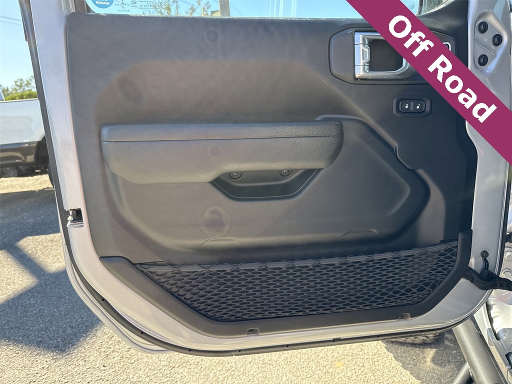 2022 Jeep Wrangler Unlimited Rubicon - 9