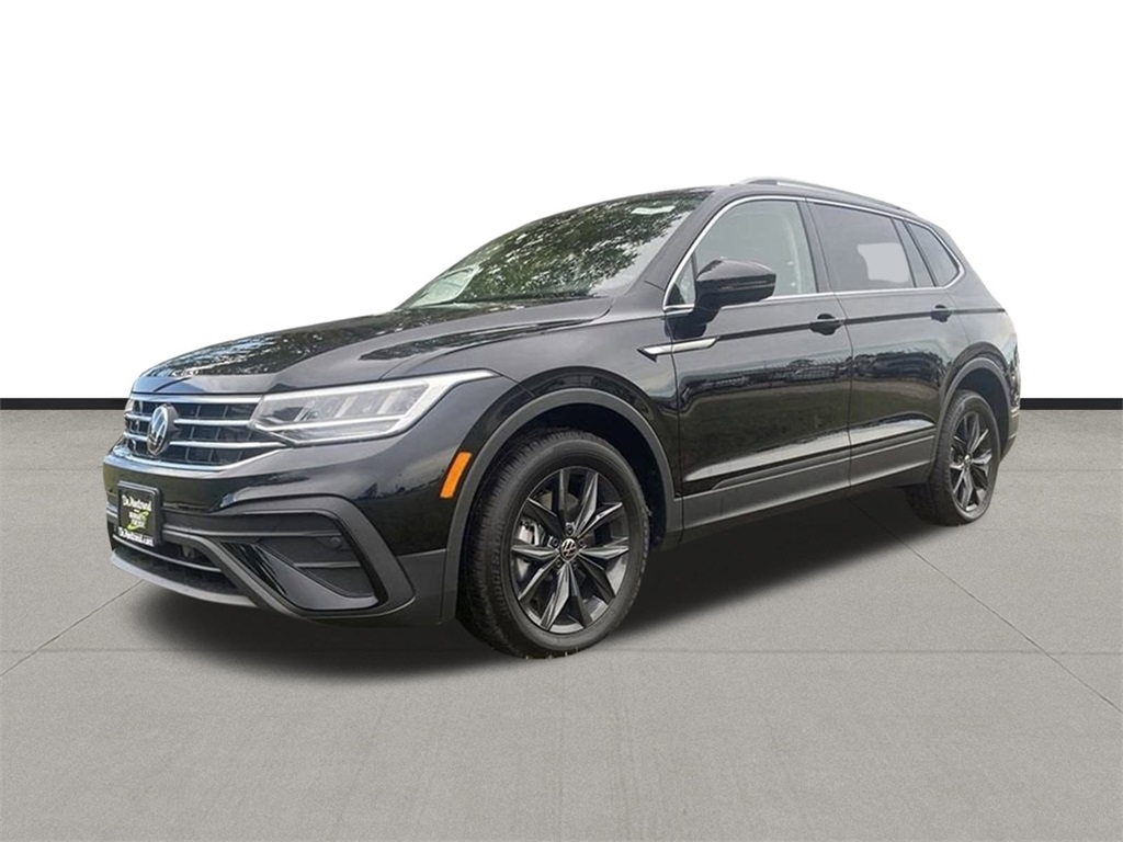 2024 Volkswagen Tiguan 2.0T SE Black at Baytown Hyundai