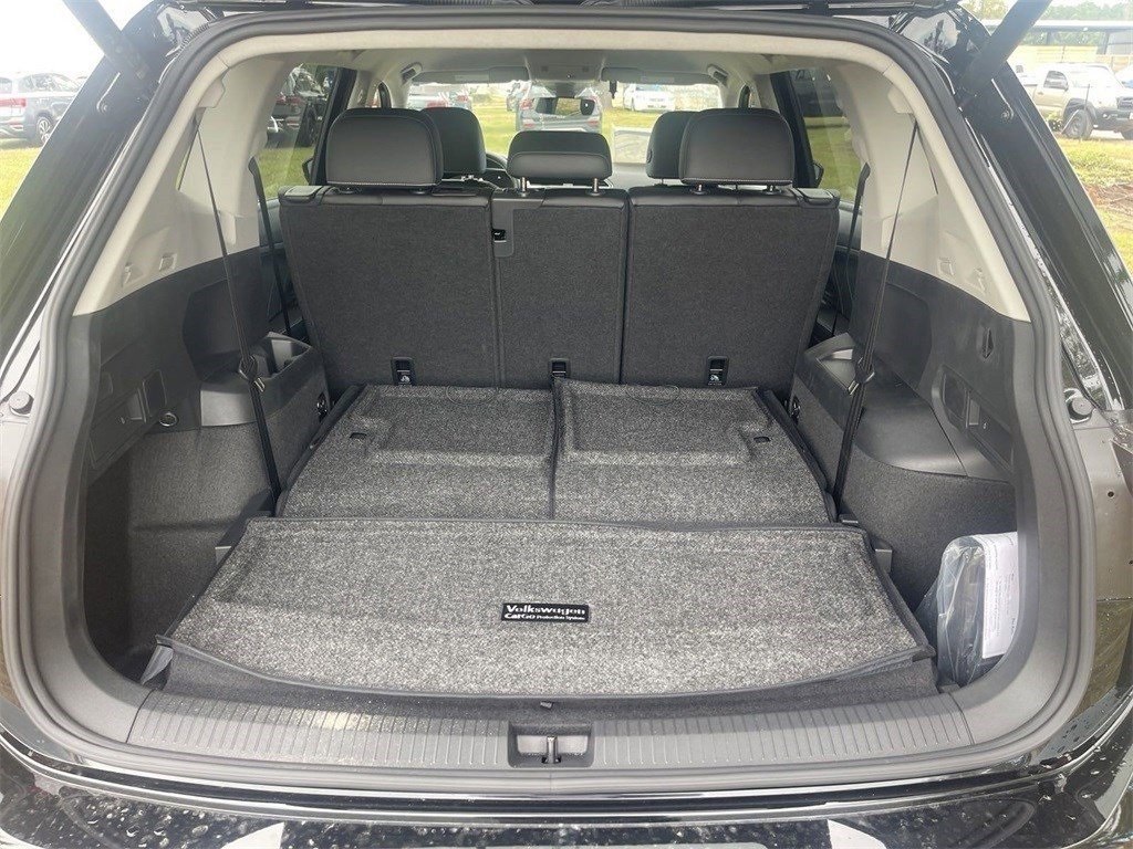 2024 Volkswagen Tiguan 2.0T SE Black at Baytown Hyundai