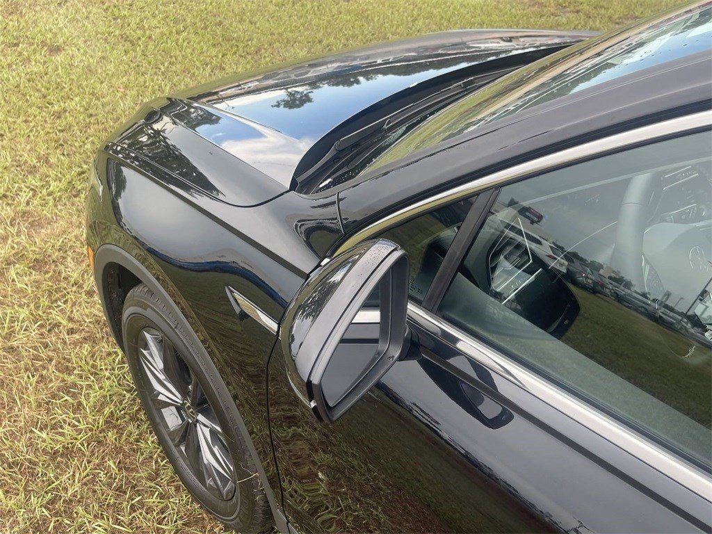 2024 Volkswagen Tiguan 2.0T SE Black at Baytown Hyundai