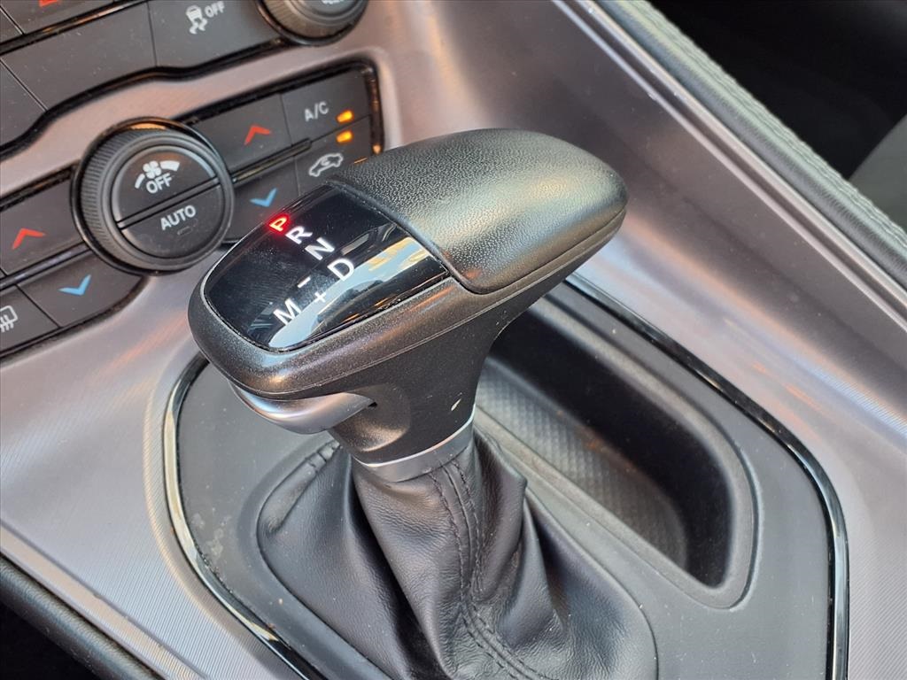 2023 Dodge Challenger SXT - 6