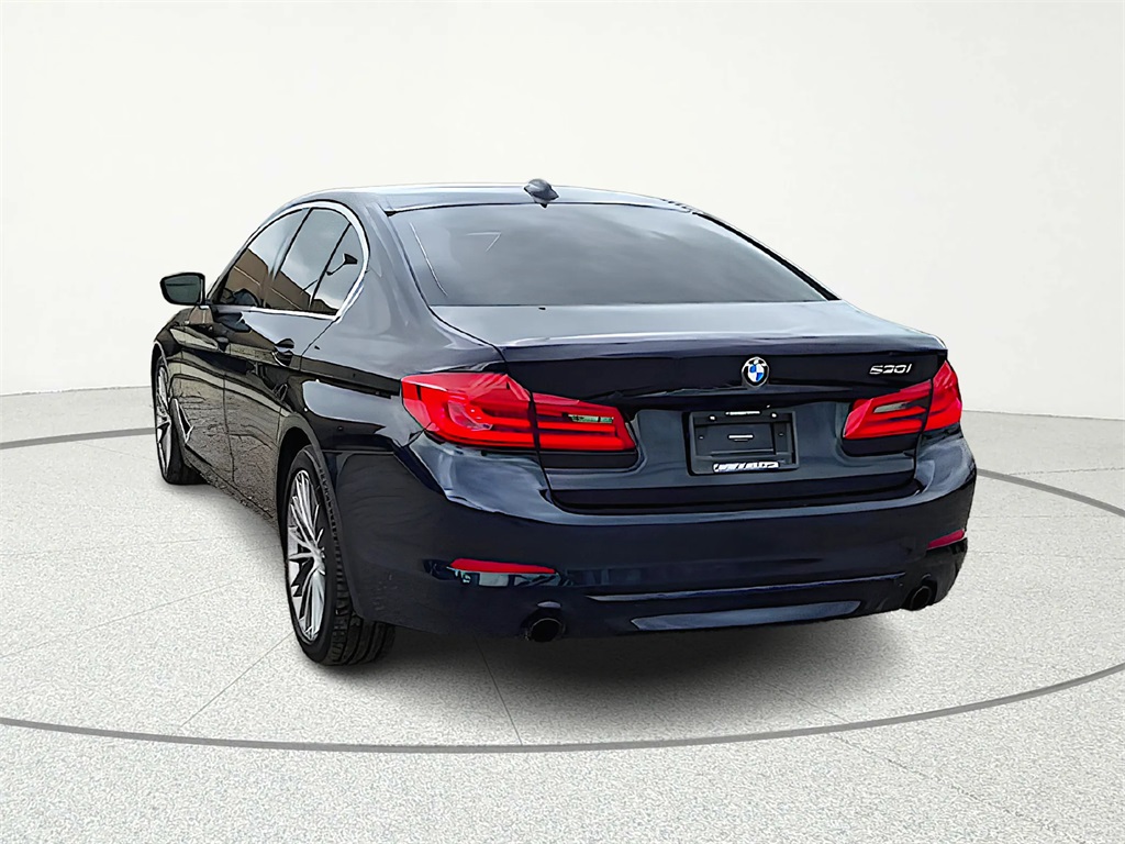 2019 BMW 5 Series 530i - 4