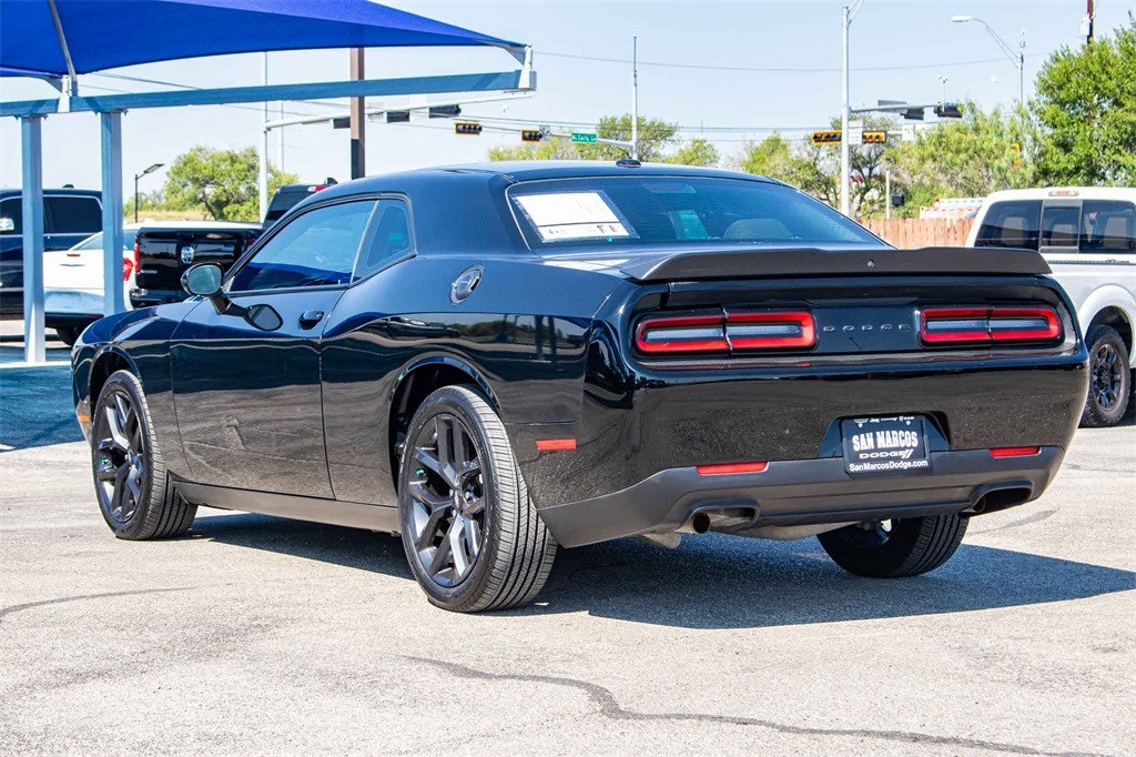 Used Car 2022 Dodge Challenger  Sxt For Sale Under $25,000 In San Marcos, Texas