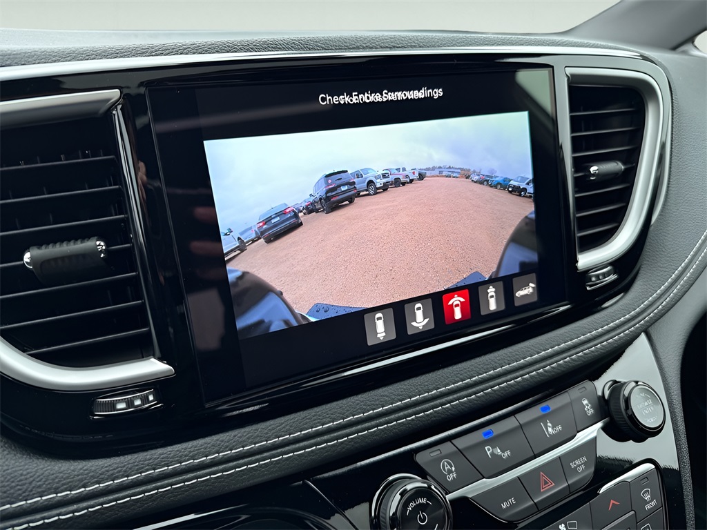 2026 Chrysler Pacifica