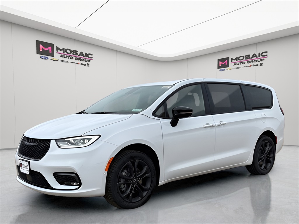 2026 Chrysler Pacifica