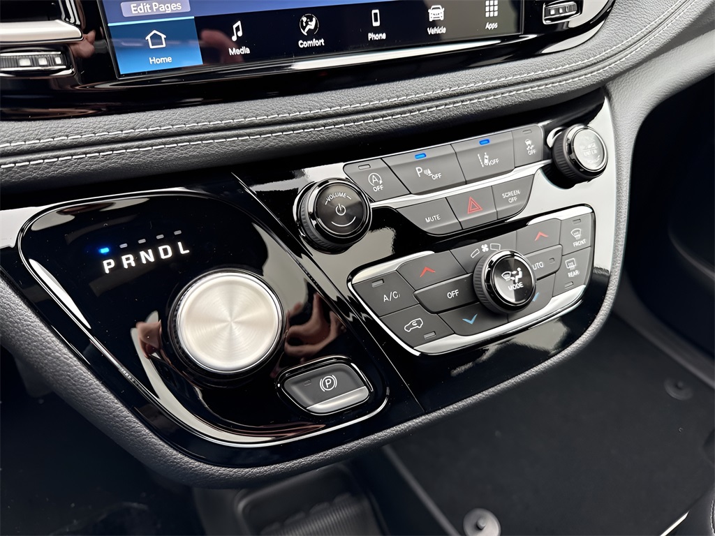 2026 Chrysler Pacifica