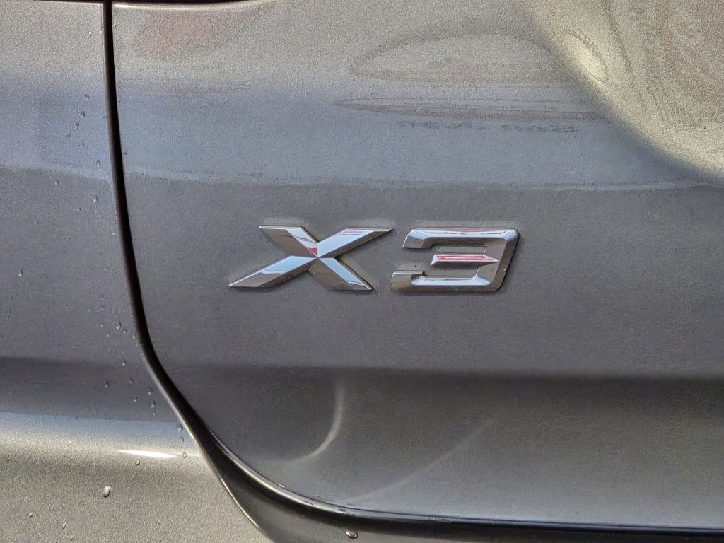 Thumbnail: 2023 BMW X3 - 11