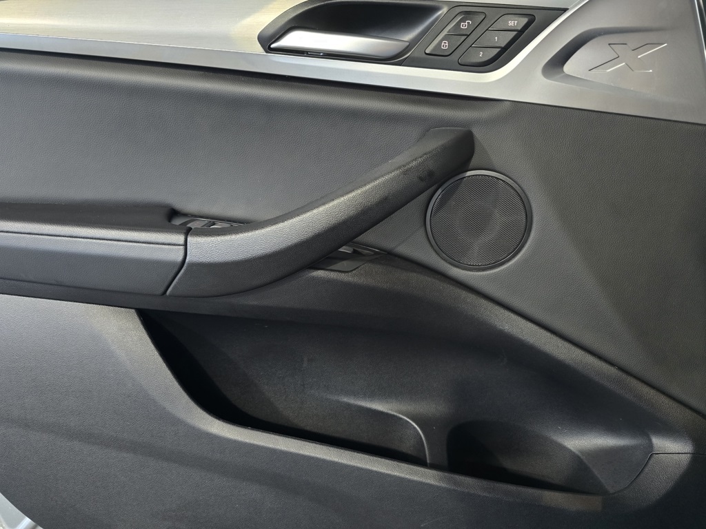 Thumbnail: 2023 BMW X3 - 12