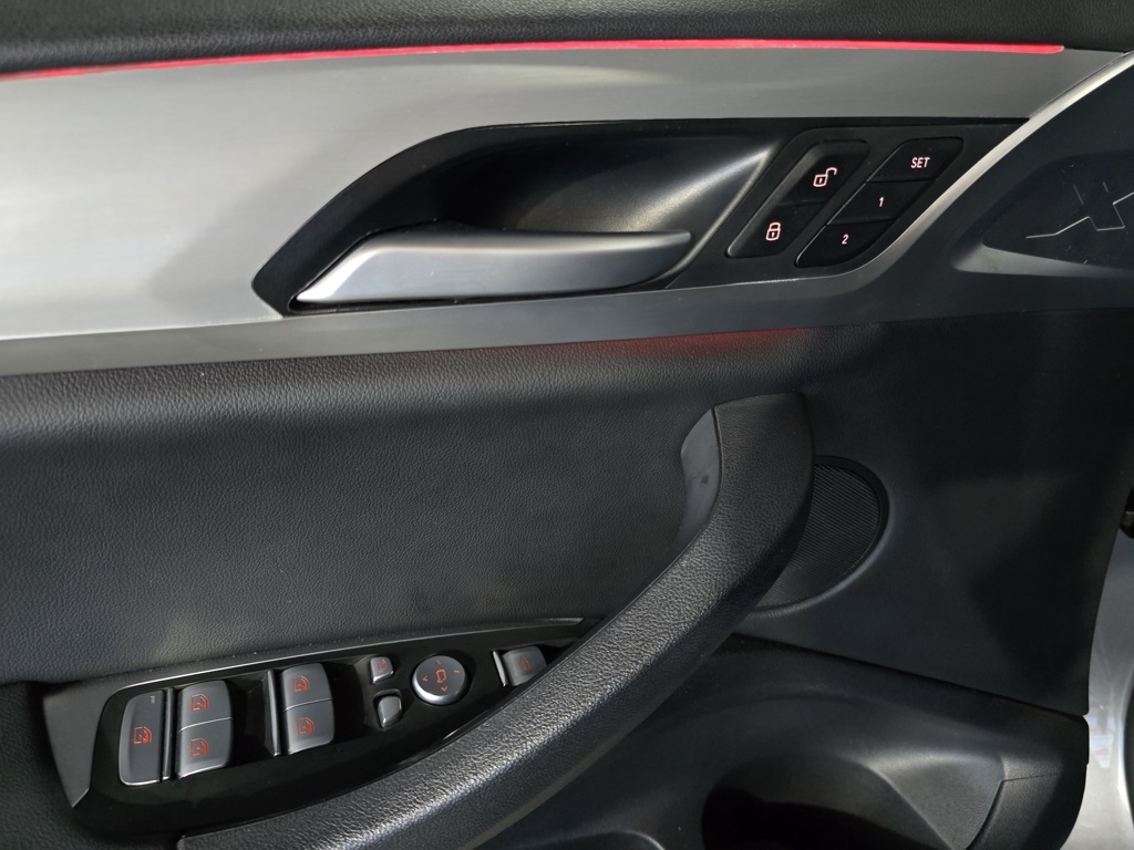 Thumbnail: 2023 BMW X3 - 13