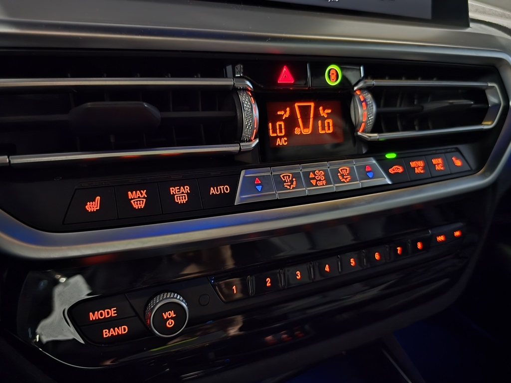 Thumbnail: 2023 BMW X3 - 22