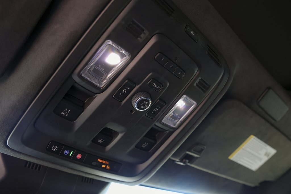 Used Car 2024 Cadillac Escalade  V-series For Sale Under $140,000 In Austin, Texas