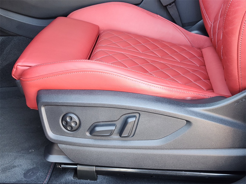 2024 Audi SQ5  Black at River Oaks CDJR