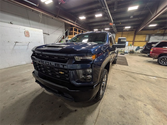2022 Chevrolet Silverado 2500HD Custom Crew Cab 4WD