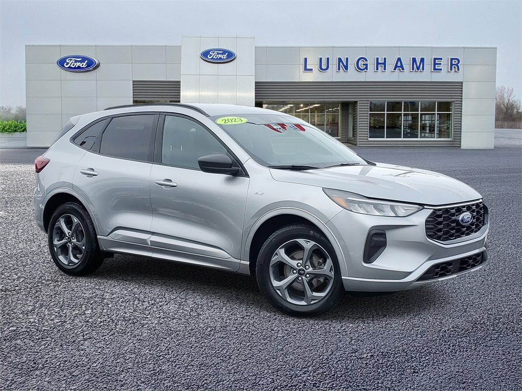 2023 Ford Escape ST-Line's photo
