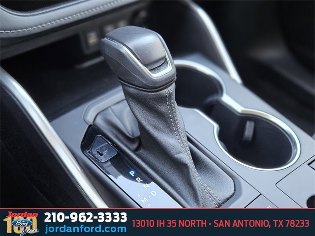 Used Car 2023 Toyota Highlander  Le For Sale Under $35,000 In San Antonio, Texas