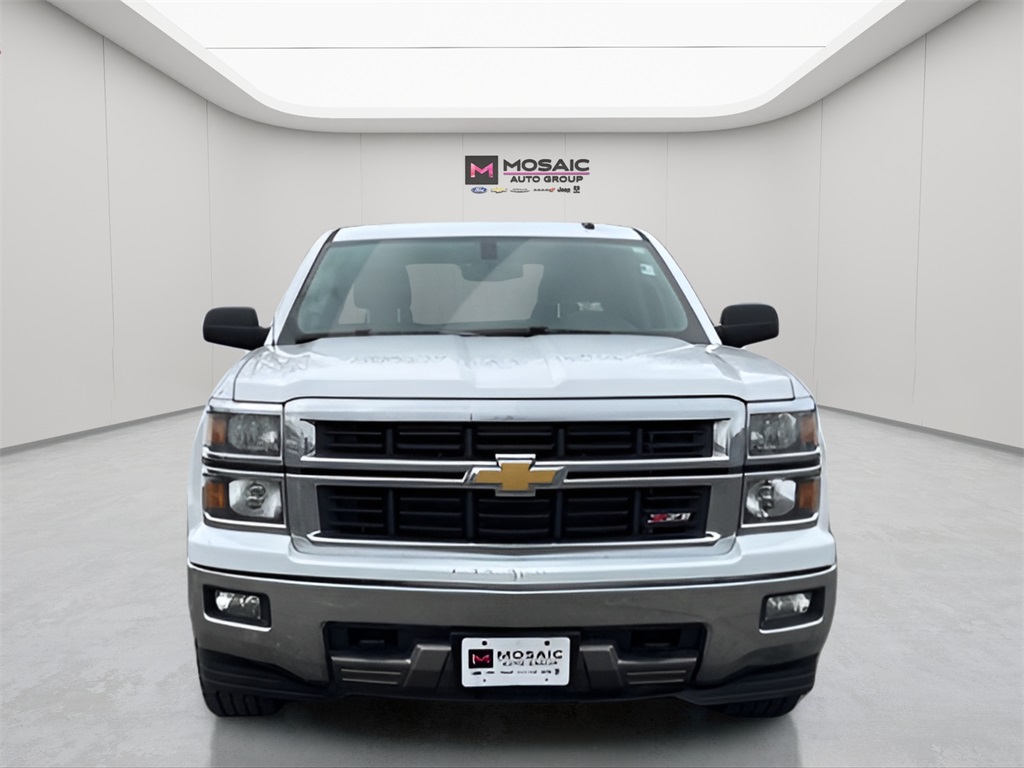 Used 2014 Chevrolet Silverado 1500 LT with VIN 3GCUKREC3EG558379 for sale in Zumbrota, Minnesota