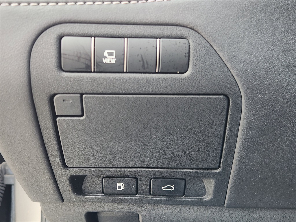 2018 Lexus LS  Silver at Ultimate Motorsports