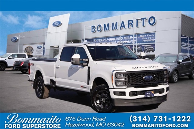 2023 Ford F-350 Super Duty Lariat Crew Cab 4WD