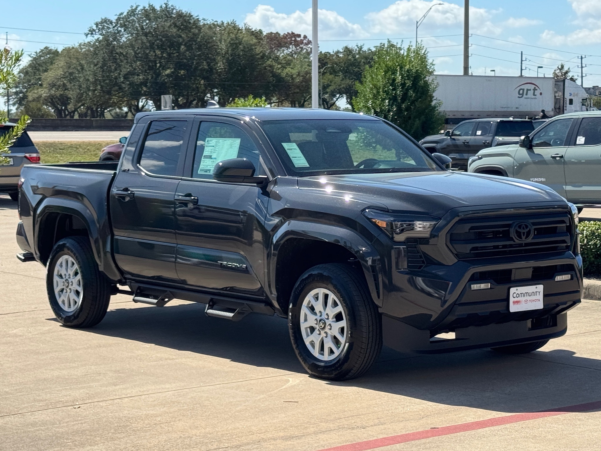 2025 Toyota Tacoma SR5 - 7