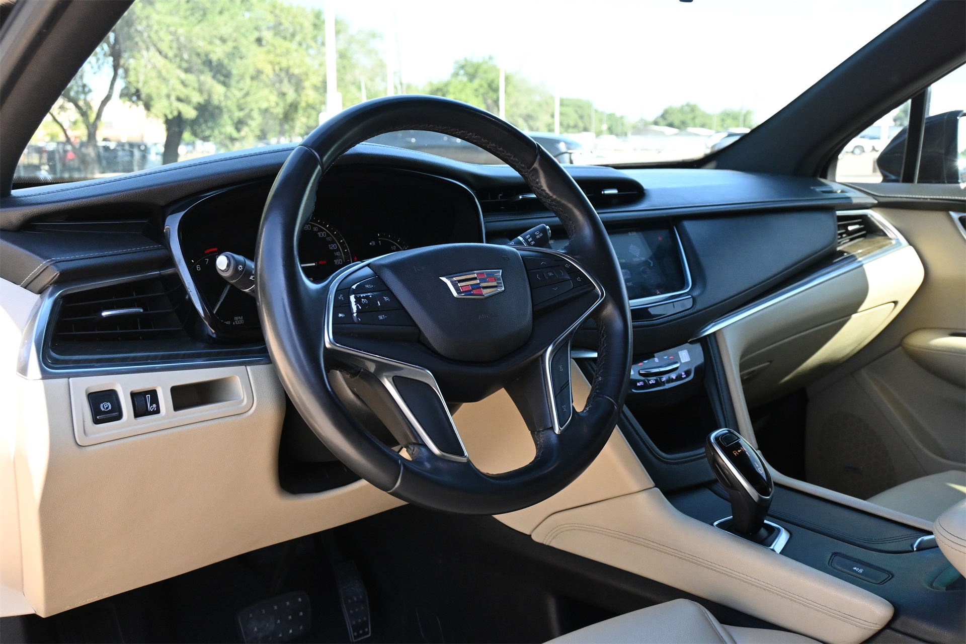 2018 Cadillac XT5 Base Black at Community Honda