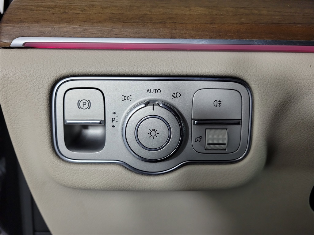 2022 Mercedes-Benz GLS GLS 450 Black at Toyota of Victoria