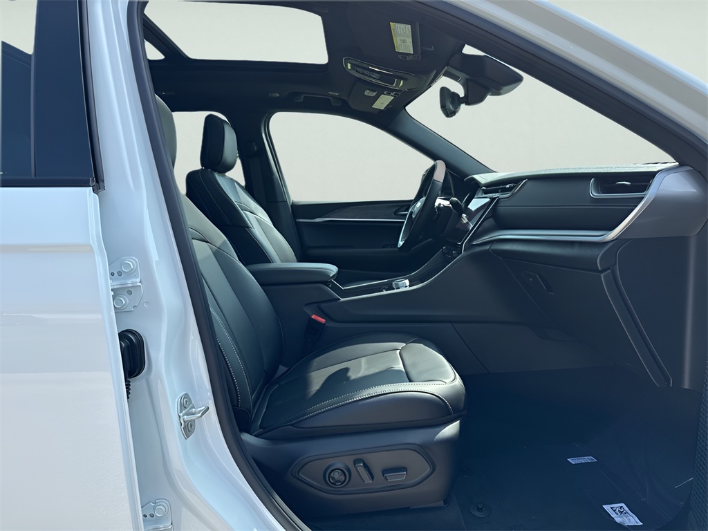 2025 Jeep Grand Cherokee L