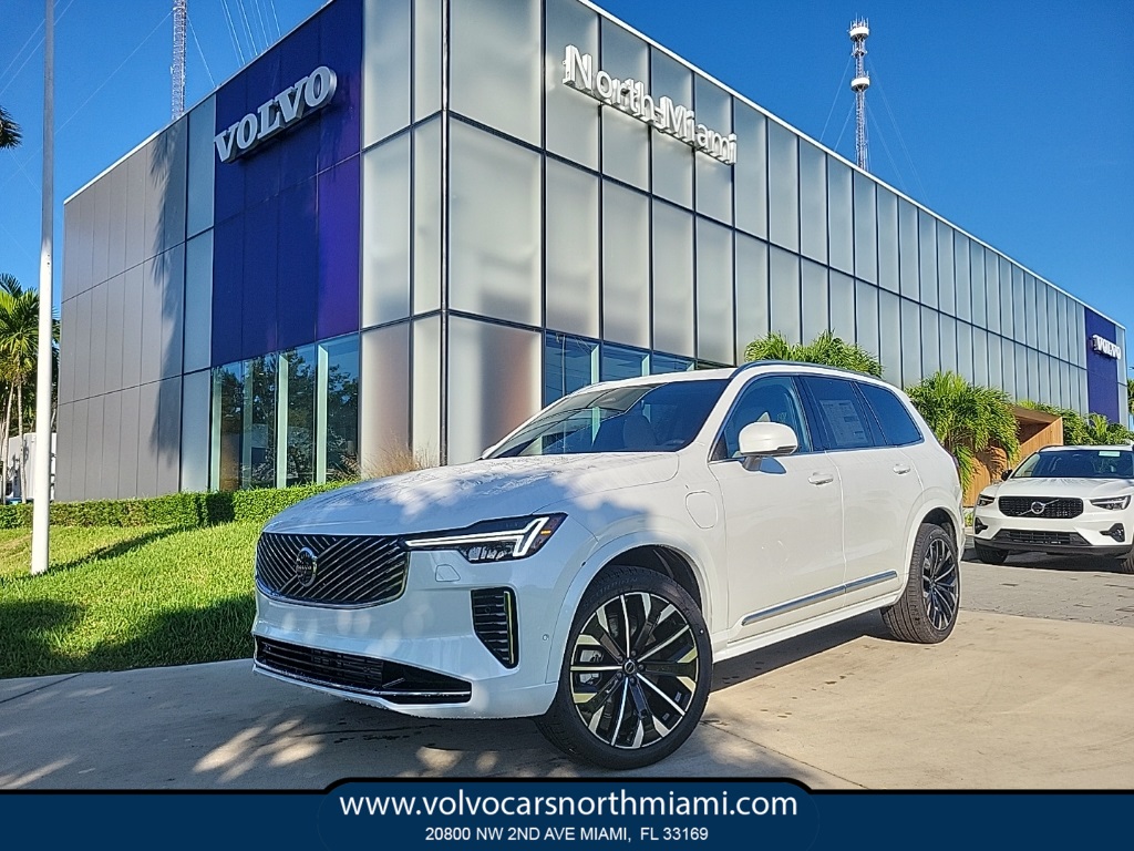 2026 Volvo XC90 Plug-In Hybrid T8 Plus