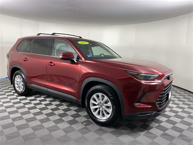 2025 Toyota Grand Highlander XLE's photo