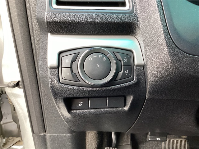 Used Car 2016 Ford Explorer  Xlt For Sale Under $12,000 In San Antonio, Texas