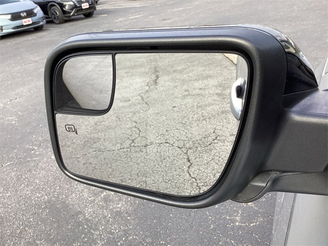 Used Car 2016 Ford Explorer  Xlt For Sale Under $12,000 In San Antonio, Texas