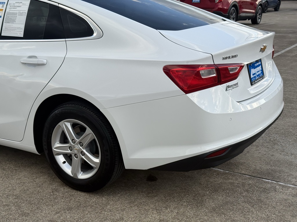 2024 Chevrolet Malibu LT White at Mac Haik CDJR North Houston